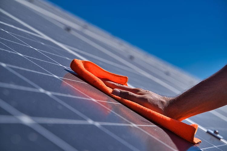 Solar panel system maintenance--Why should I clean the panel - eco-worthy-uk
